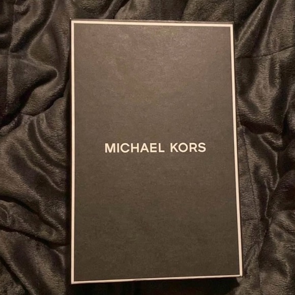 Michael Kors Black Belt Box